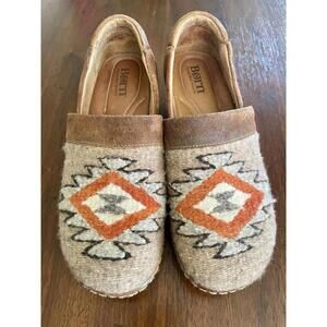 BORN Shoes- Bailie Brown Clogs Aztec Print- Wool- Size  7.5- Women’s